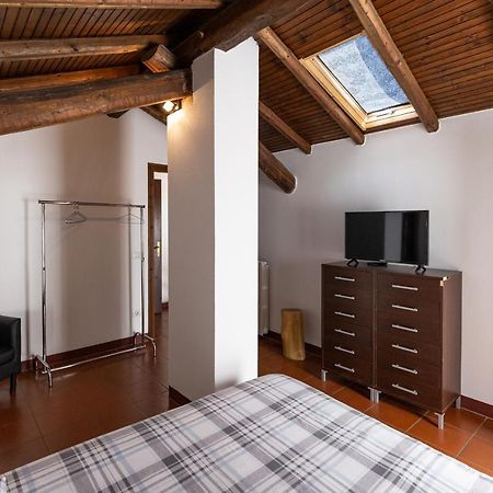 Bed and Breakfast Cascina cattabreghetta Pombia Esterno foto