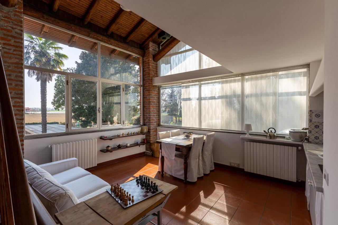 Bed and Breakfast Cascina cattabreghetta Pombia Esterno foto