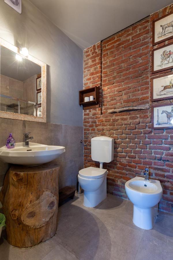 Bed and Breakfast Cascina cattabreghetta Pombia Esterno foto