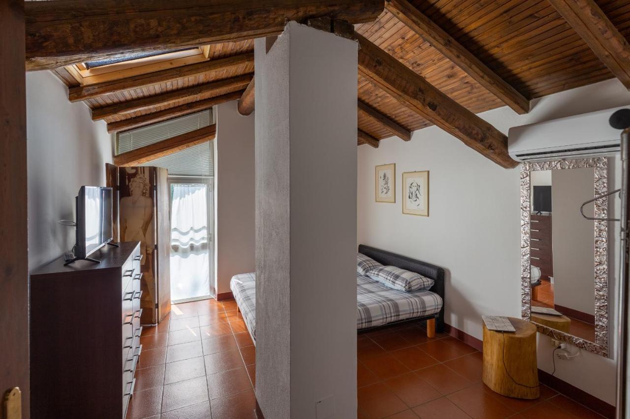 Bed and Breakfast Cascina cattabreghetta Pombia Esterno foto